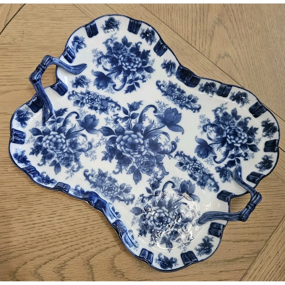 Cracker Barrel Blue And White Porcelain Tray Retired Print Floral Pattern